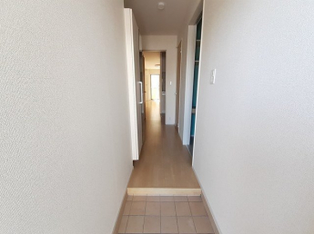 落ち着いた玄関です