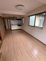 松山市余戸東２丁目のマンションの画像