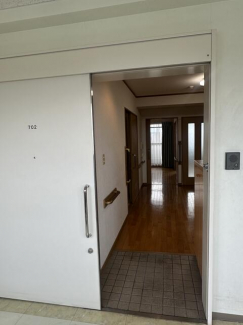 松山市中央１丁目のマンションの画像