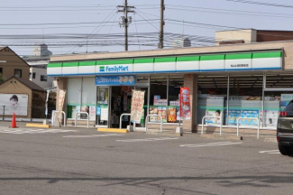 ファミリーマート土居田駅前店まで500m