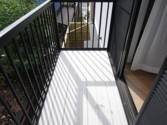 【バルコニー】