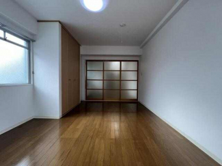 丸太ハイツの画像