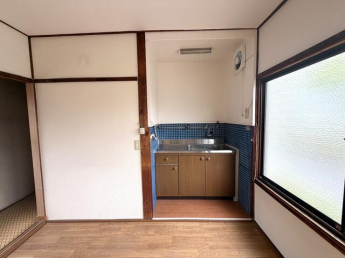 上筒井大岡店舗の画像