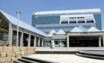 三木市役所まで1184m