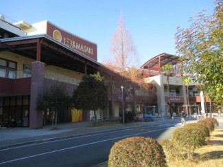 エミフルMASAKIまで2741m