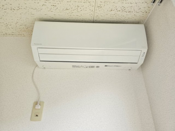 エアコン（無償貸与）あり