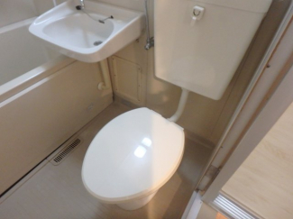 清潔感のあるトイレです