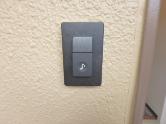 インターホンです