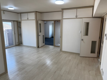 【居間・リビング】