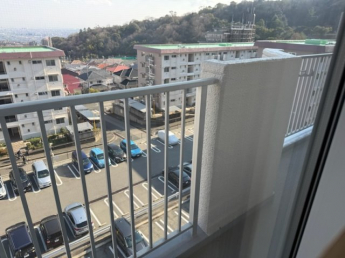 【バルコニー】