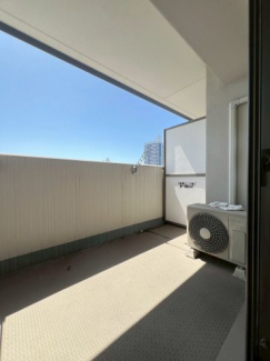 【バルコニー】