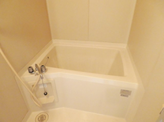 ドゥ・ホーム魚住