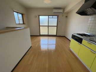 【居間・リビング】