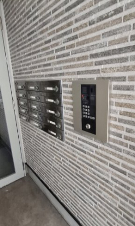 【エントランス】