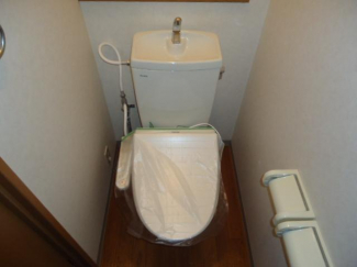 シャワー付トイレ