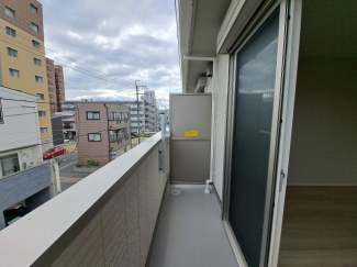 【バルコニー】