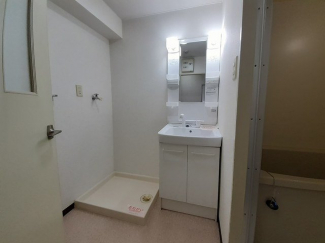 【洗面所】