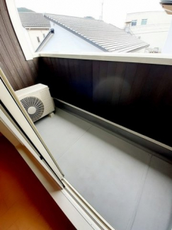 【バルコニー】