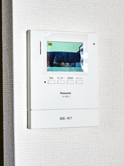 カラーモニター付インターホンを新設しました