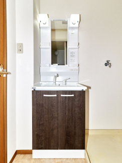 新品洗髪洗面化粧台