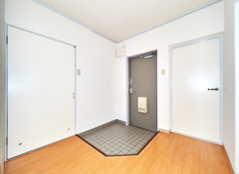 【玄関】