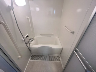 ゆったり過ごせるお風呂です