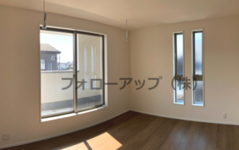 ゆったりした洋室です