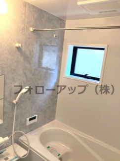 日々の疲れを癒すお風呂付です