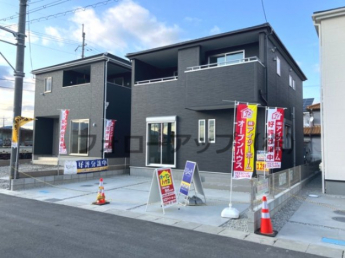 落ち着いた雰囲気の外観です