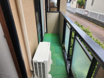 【バルコニー】