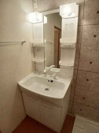 【洗面所】