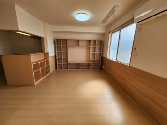 【居間・リビング】