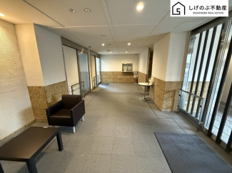 エントランスになります。