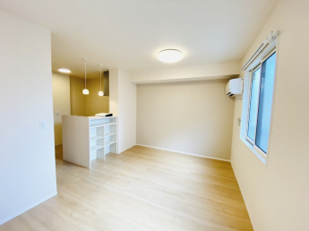 【居間・リビング】