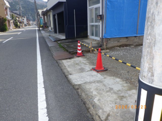 【前面道路含む現地写真】