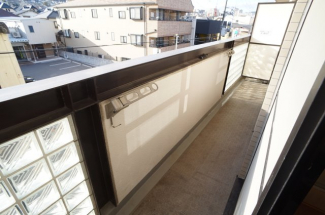 【バルコニー】