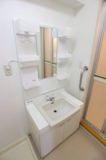 【独立洗面所】