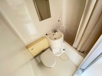 コンパクトで使いやすいお風呂です