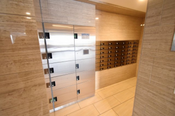 宅配ボックスとメールボックス