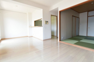 LD11帖　広いリビング