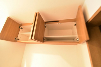 シューズBOXの上部にも収納