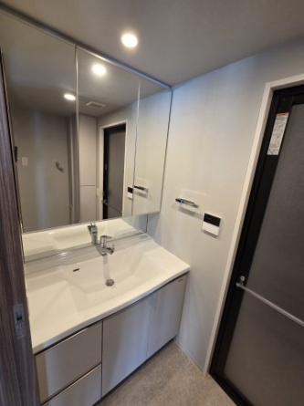 【独立洗面台】