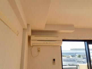 明るい室内です