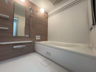 コンパクトで使いやすいお風呂です