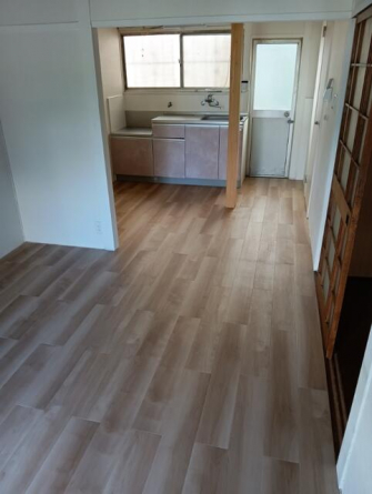 朝霧南町４丁目貸家の画像