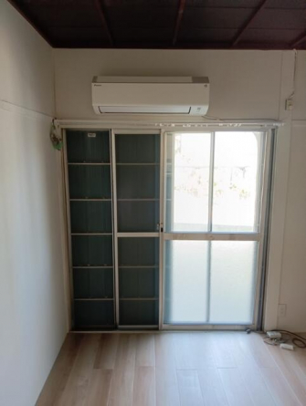 朝霧南町４丁目貸家の画像