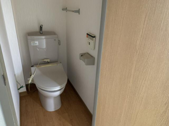 松山市東長戸３丁目のアパートの画像