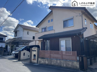 スーパーやコンビニエンスストアが充実しているので買い物にとても便利です♪
石部小学校
石部中学校