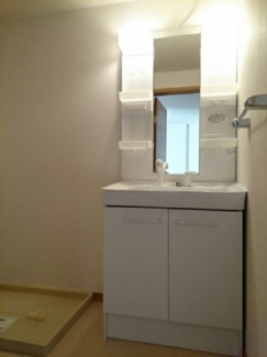【洗面所】