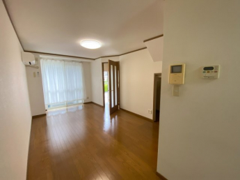 【居間・リビング】